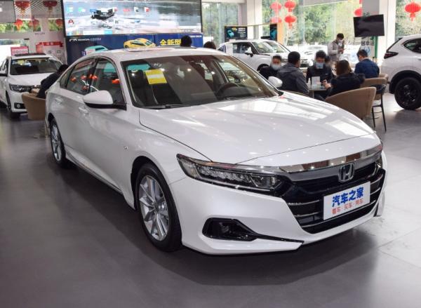 Left-Steering 2.0L GAC Hondas Accord Front Wheel Drive E-CVT 10th gen Hondas Electric Hybrid Gasoline Car Accessories