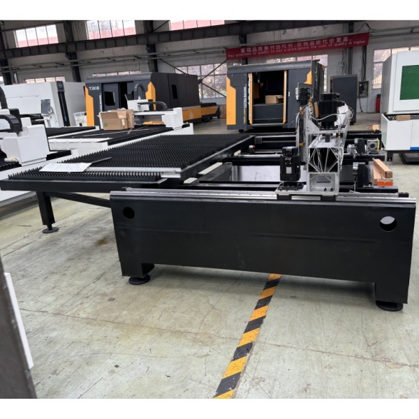 Máquina de corte láser CNC de fibra para metales, con fuente láser de 6000W, para tubos de acero inoxidable y placas metálicas