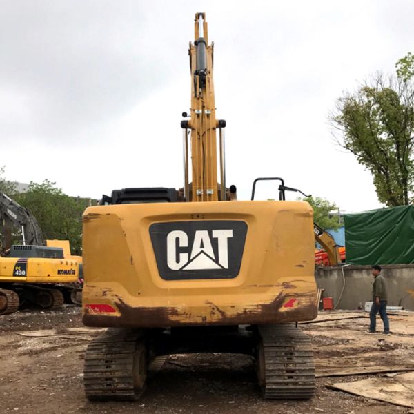 20 Ton Used Caterpillar 320 Gc Excavator in Good Condition Original Hydraulic Cylinder