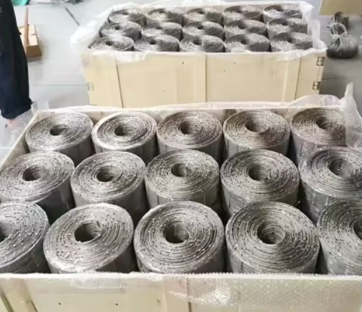AISI304 25mm*25mm Hole Size Stainless Steel Wire Rope Mesh For Animal Feeding