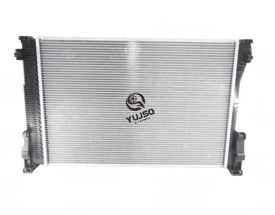 Radiateur en aluminium Mercedes-Benz Classe C W204 OEM 2045003603 de remplacement