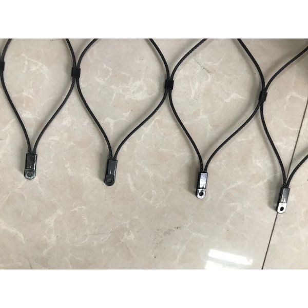 Silvery Stainless Steel Ferrule Mesh Corrosion Resistance For Zoo Animal Protection