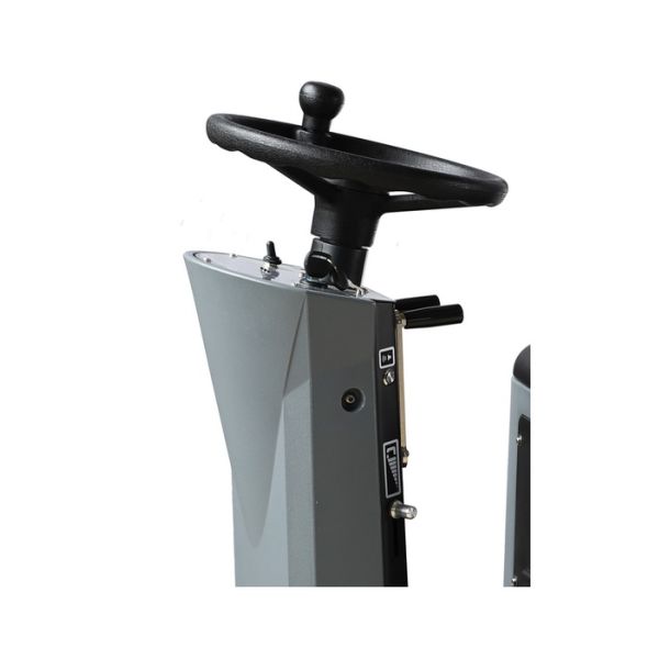 Comfortable Ride On Floor Scrubber Dryer Flexible In Narrow Space 0-6km/H