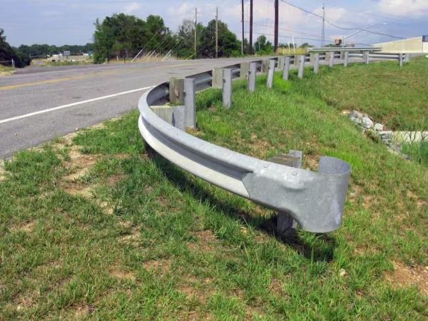 Road Traffic Safety Warning Barrier with Customized Design and CE/BV/ISO Certification