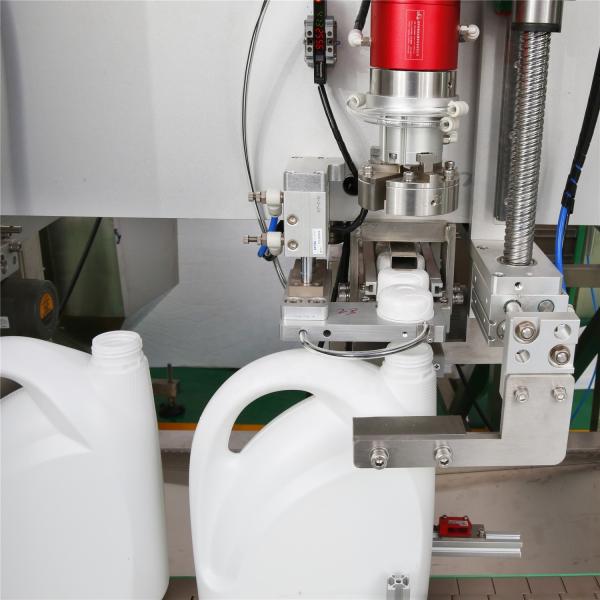 Máquina de fecho automático de cabeça única para garrafas de bebida