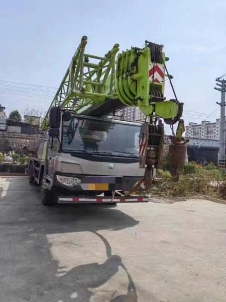 2019 Zoomlion 25 tonnes Cran de camion d'occasion Équipement de levage Cran mobile pour le pliage facile