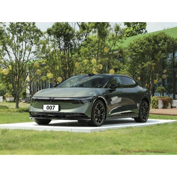 Uesd Car 2024 Zeekr 007 Dual-Motor Performance 100  k Wh Autonomous Driving Excellent Condition  Car Made in China Hot Selling