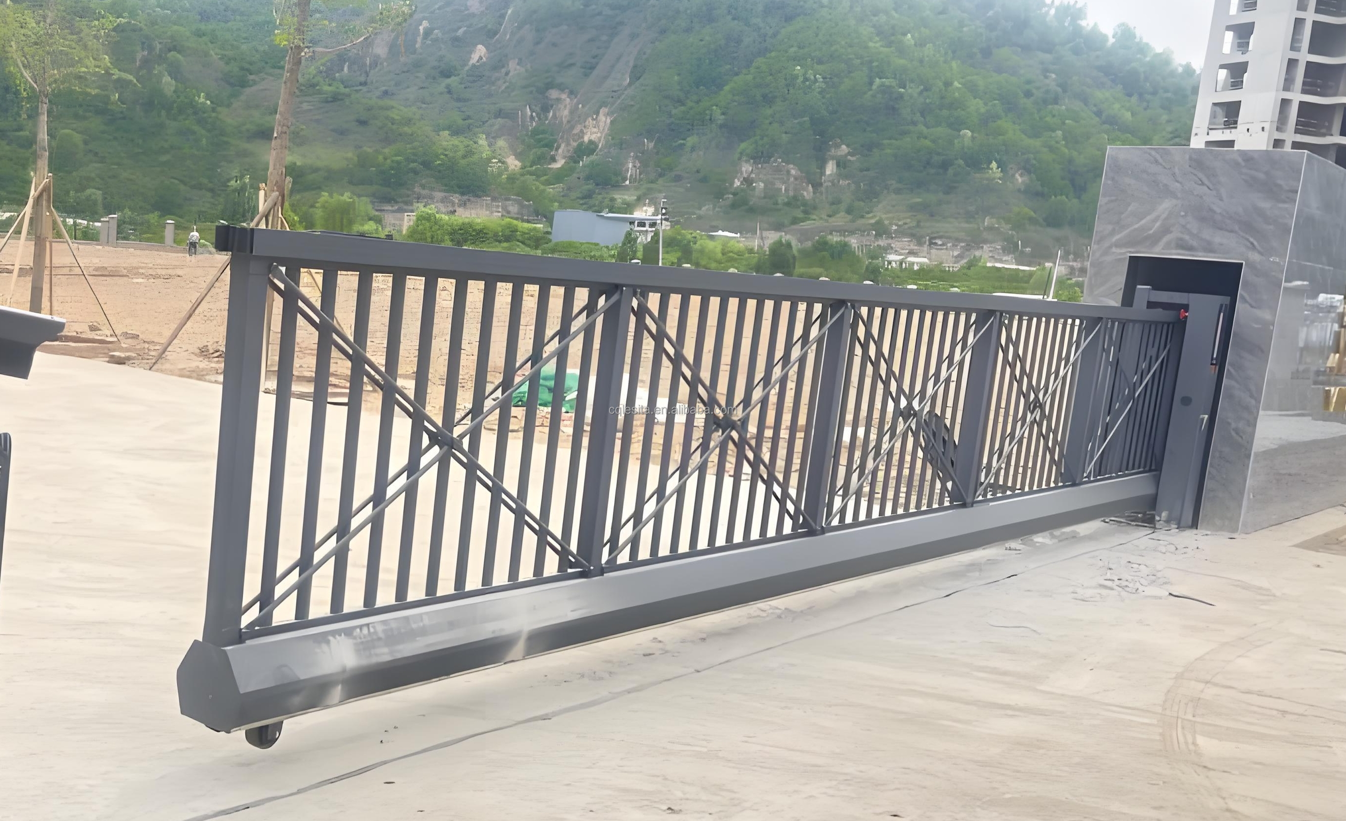 Automatic Opening Aluminum Trackless Sliding Door Segment Expandable Gate Electric Retractable Portail for Outdoor Courtyard