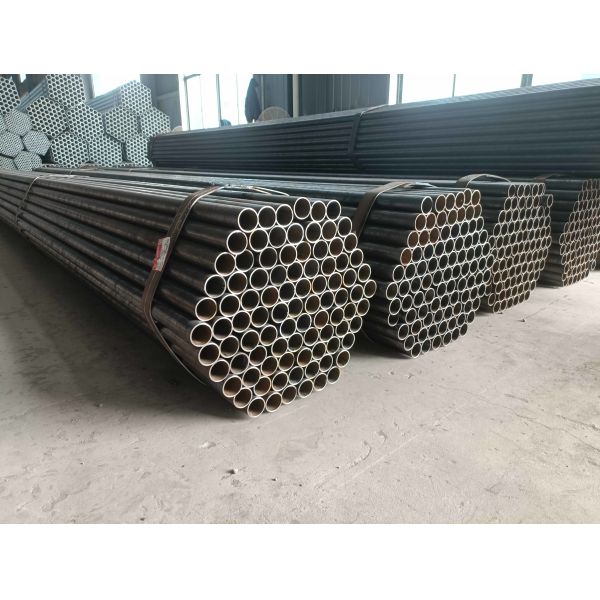 Tuyau laminé à chaud de soudure de rond d'acier au carbone de tuyau d'acier noir