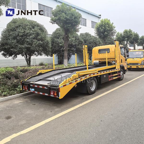 HOWO Light Double Deck Flatbed Road Rescue Wrecker Tow Truck For Sale