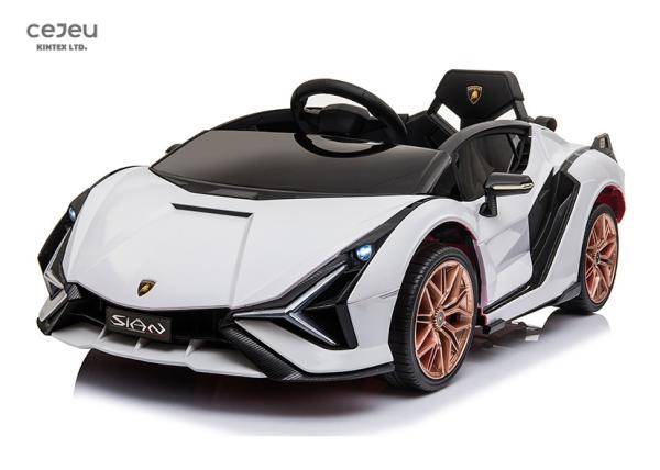 As portas de balanço licenciaram o carro 13kg MP4 Lamborghini Sian Ride On Car das crianças