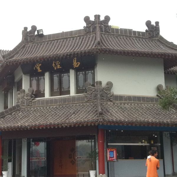 Roofing material black glazed Japanese roof tiles