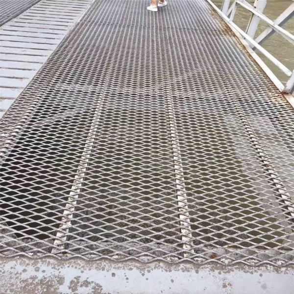 Durable Decorative Aluminum Mesh , Lightweight Stainless Steel Diamond Wire Mesh