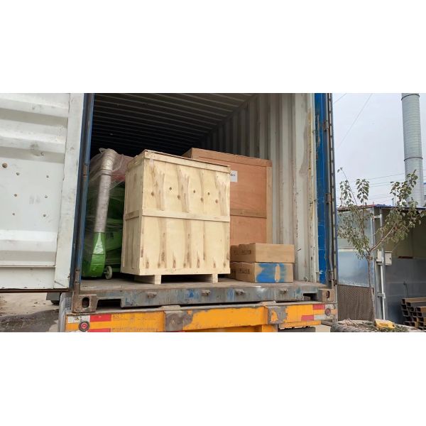 Automatic Italian Ice Cream Machine with Wooden Case and Milking Machine Spare Parts