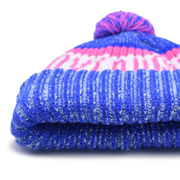 100% acrílico Pom de tricô Fashion Beanie Hat Custom OEM Jacquard Logotipo