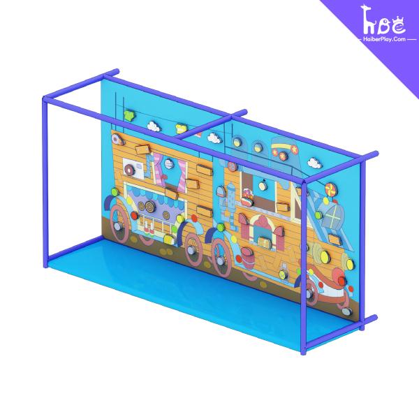 Muro de escalada interior personalizado para niños con arnés de seguridad