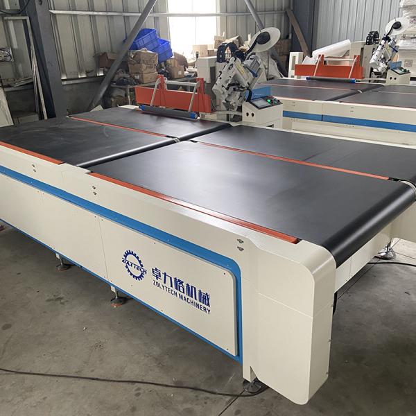 15-20pcs/H Automatic Flipping Mattress Tape Edge Machine 50-500mm Sewing Thickness OEM