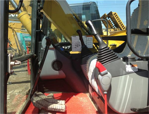 used PC70-7  Komatsu Excavator for sale with good condiiton engine/low price