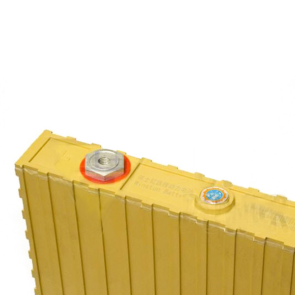 200AH LFP Lithium Ion Battery with 10 Years Warranty and 5000 Cycles for Solar Applications
