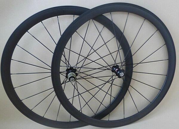 Super light strong Carbon China 700C 38mm wheels clincher with 100% hand bulit road bike