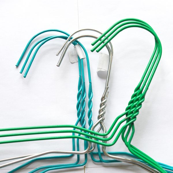 Steel Wire Galvanized Steel Wire Hangers Hanger Height 205cm Rust Proof Durable Designed for Apparel Retail and Industrial