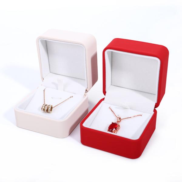 Boîte de collier en cuir en PU personnalisée pour emballage de bijoux de luxe personnalisé