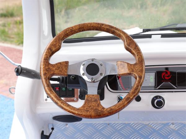 Cor Vermelha 8 assentos Classic Golf Cart Frame de aço Corpo de estampagem de casca de ferro 5kw 48V * 150AH