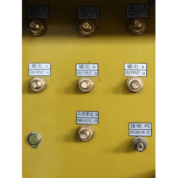 AVR Three Phase Voltage Regulators High Precision 120KVA