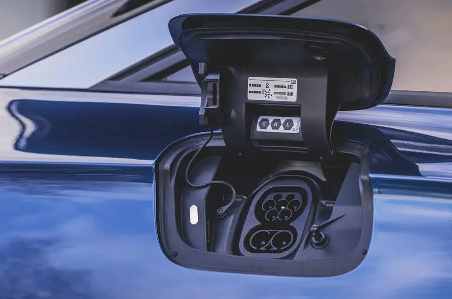 Volkswagen ID 7 Новый механический автомобиль со скоростью 155 макс 204 лошадиных сил