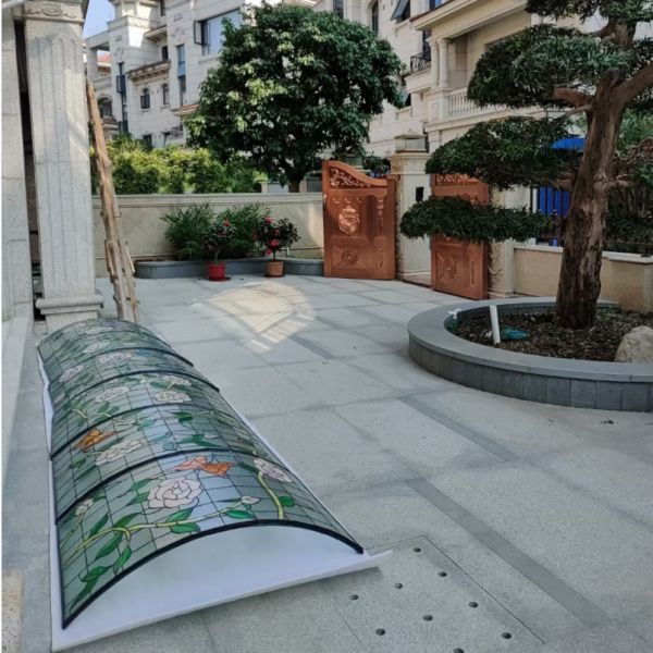 Ярко окрашенное стекло церкви окно церкви декоративная стеклянная дверь кристаллическое искусство стекло