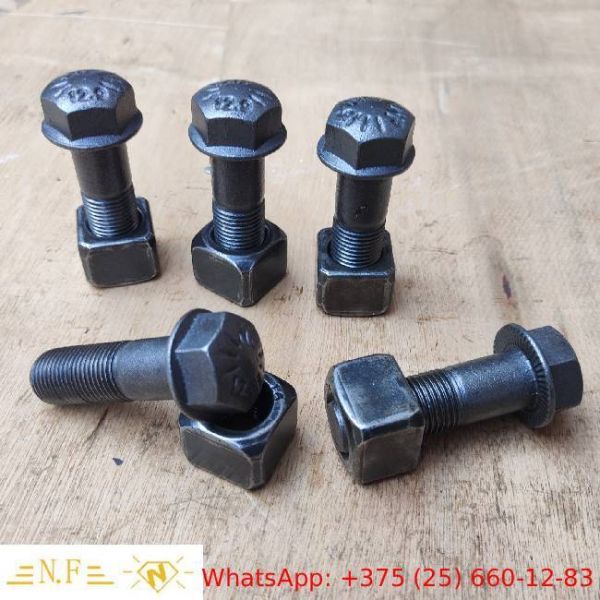 High Strength Precision Engineered Steel Excavator Bolt Sprocket Segment Bolt