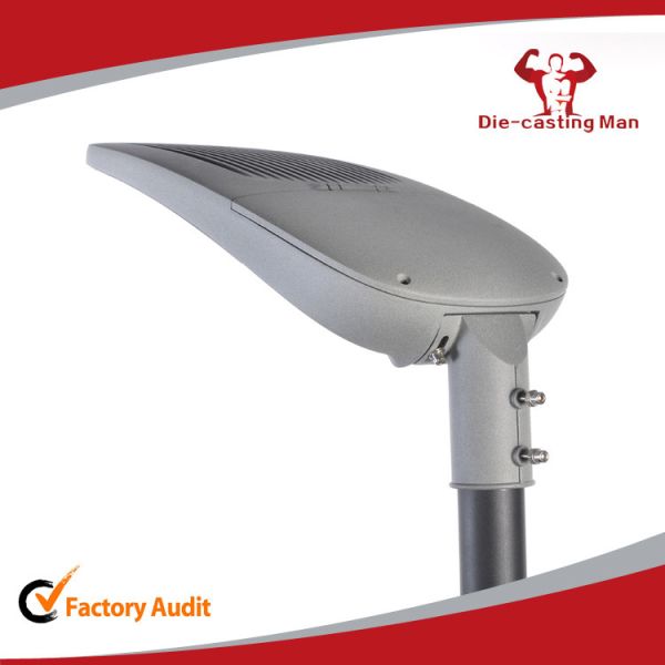 Black And Grey IP66 Aluminum Light Housing 120w Power 684*300*185mm Size