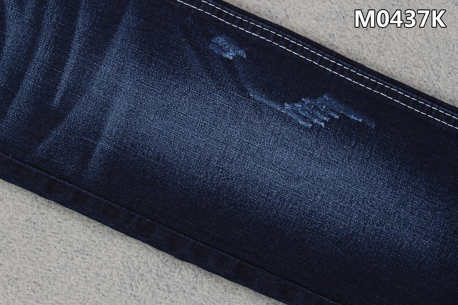 Эластичный материал джинсовой ткани TR веса ткани 10.5oz джинсов женщин средний с вырабатывает толстую ровницу характер