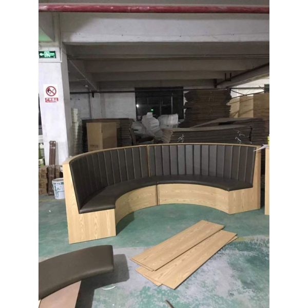 Софа клуба комбинации кожаная изогнула подковообразный подгонянный скелет металла