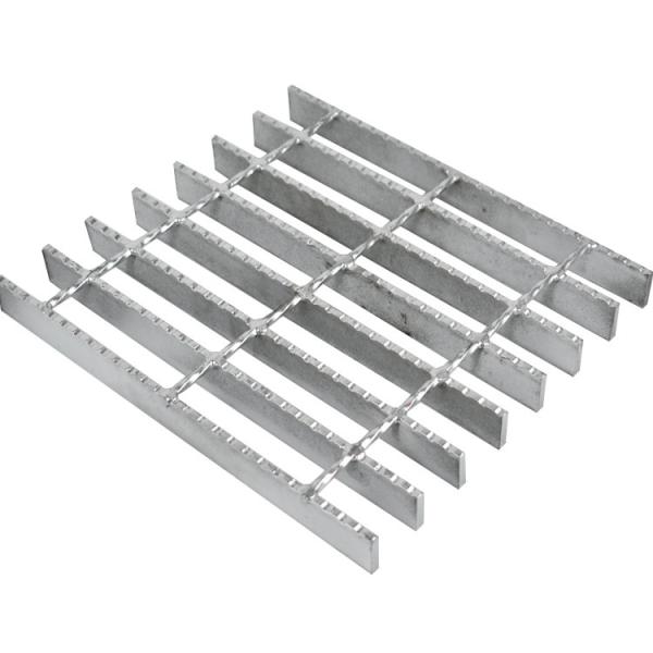 O assoalho resistente serrilhado do metal raspa a espessura galvanizada da barra de aço 10mm