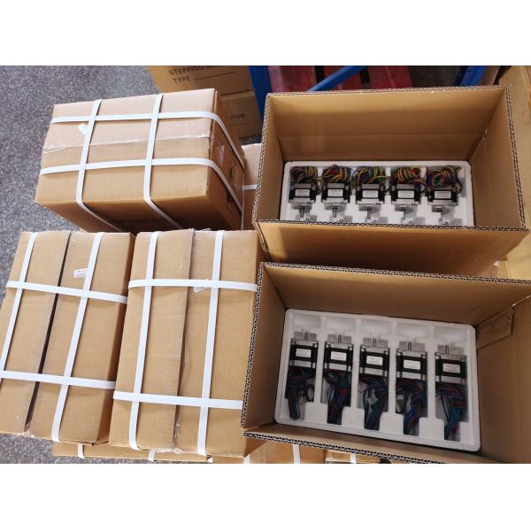 Степени 6 мотора Nema 23 Stepper 0,9 связывает проволокой 8 Kg.Cm держа вращающий момент