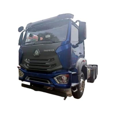 SINOTRUK HOWO N7 Nouveau modèle de 400 chevaux 10 pneus camions lourds tracteur 120 tonnes