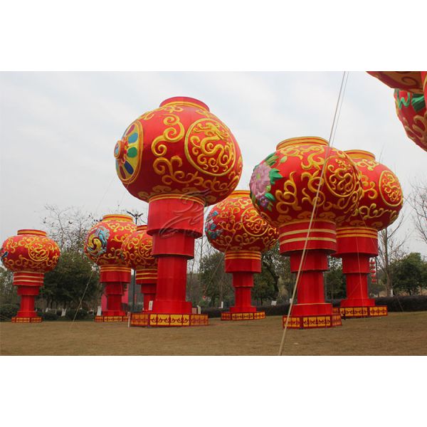 Eco Friendly Red Lantern Silk Material Hand Made Chinese Festival Lantern