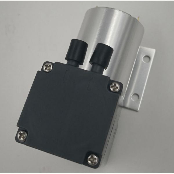 Silent Portable Brush Electric Diaphragm Pump , Mini Diaphragm Air Pump 6V DC