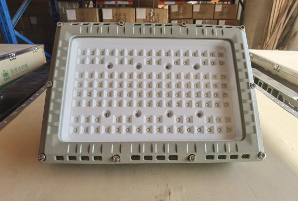 Venda Quente de alta luz anti-explosão à prova de inundação resistente à água 50W 100W 150W 200W 250W com cinco anos de garantia