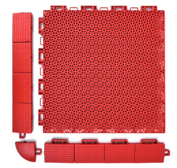 Moisture Proof Outdoor Sports Surfaces Colorful Interlocking No Bulging