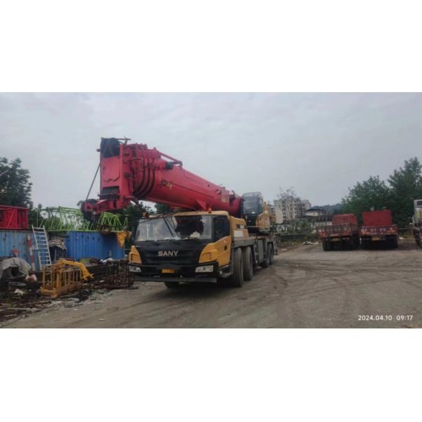 80 тонн мобильный грузовик крана STC800 Послепродажное обслуживание Профессиональный и доступный