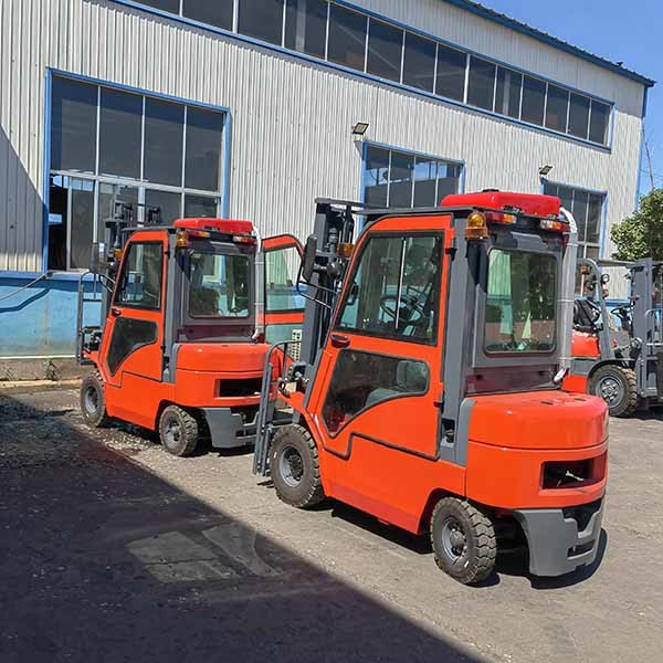 Duplex Mast 3m 1.5 Ton Diesel Forklift Truck XINCHAI 485 Diesel Engine