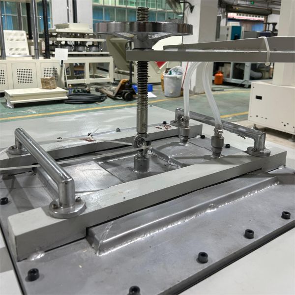 Thermal Conductivity Meter Test Instrument For Rubber Materials Precision ± 1℃ Room Temperature ~100℃ Hz-7039