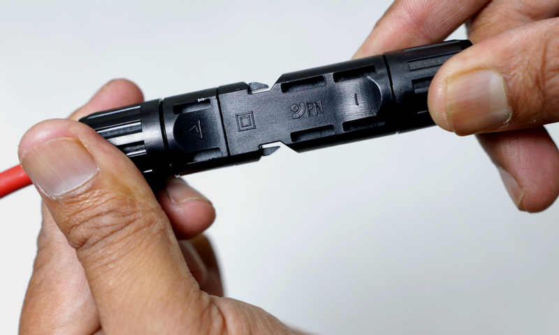 Черный панели солнечных батарей 50 футов удлинительного кабеля 10AWG 6mm2 солнечного