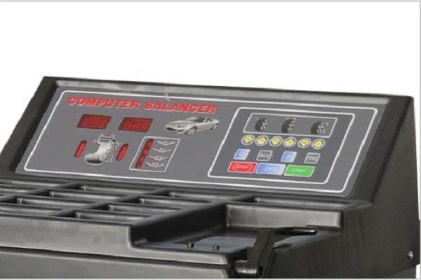 HTD Program Dynamic Wheel Balancing Machine , Balance Wheel Machine Automatic Static