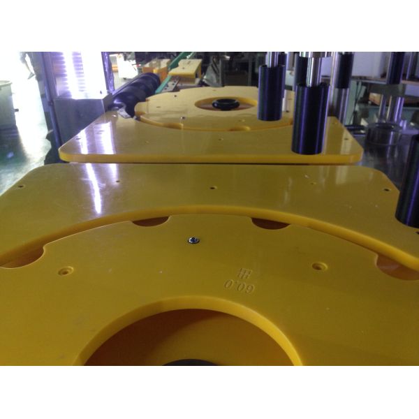 High Production Wine / Beer Bottle Labeling Machine , Round Bottle Labeler