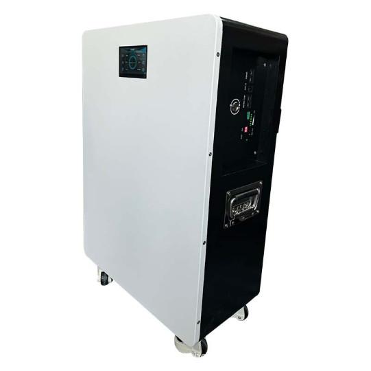 Batterie au lithium solaire photovoltaïque rechargeable 51.2V 150Ah pour le système solaire