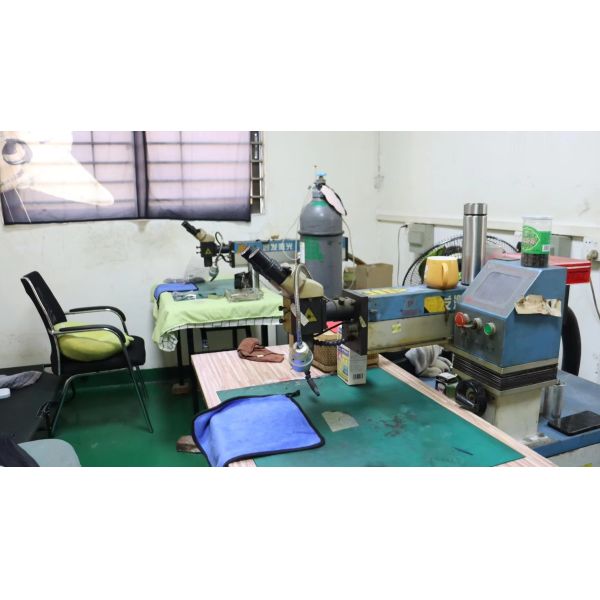 Shenzhen Hongti Jewelry Co., Ltd.