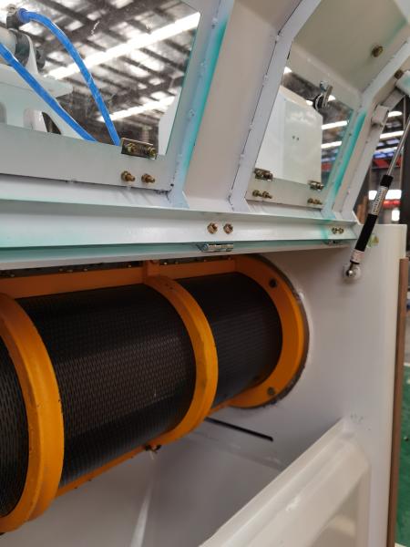 Humanized 6.5T/H 4KW Rice Mill Whitener With Strong Jet Air Structure
